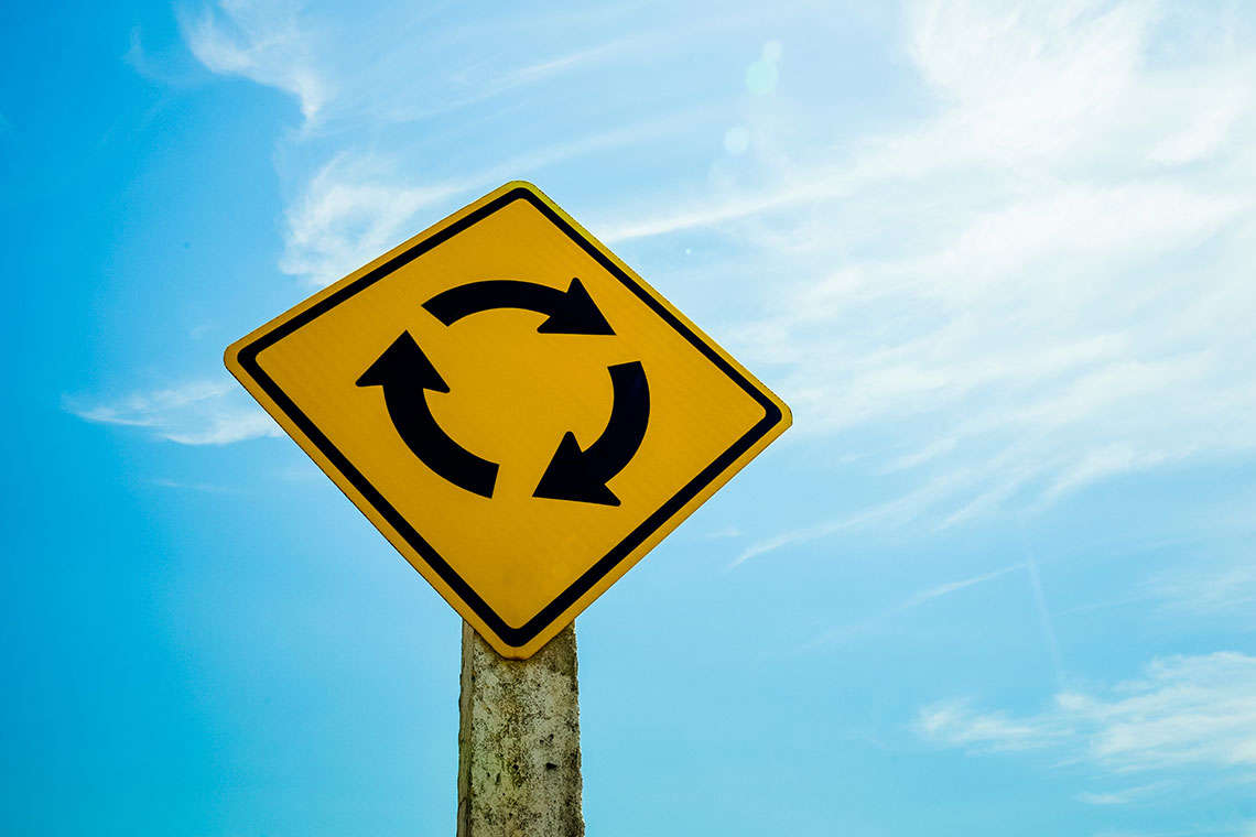 how-to-drive-roundabout-florida-photo-1